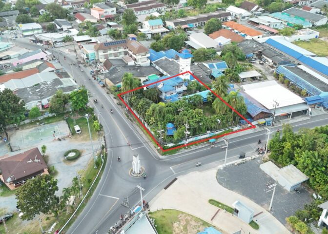 1101 land on siray island
